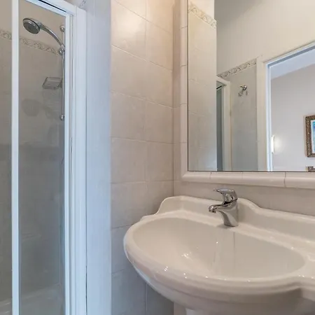 Sant'angelo & Vaticano Roomy Flat * ローマ